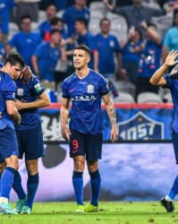 B体育中国官网首页-老将挺身而出申花逆转登顶 联赛冠军归属悬念迭起