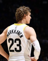 B体育首页-爵士GM：休赛期本想打造一支有冠军潜力的阵容